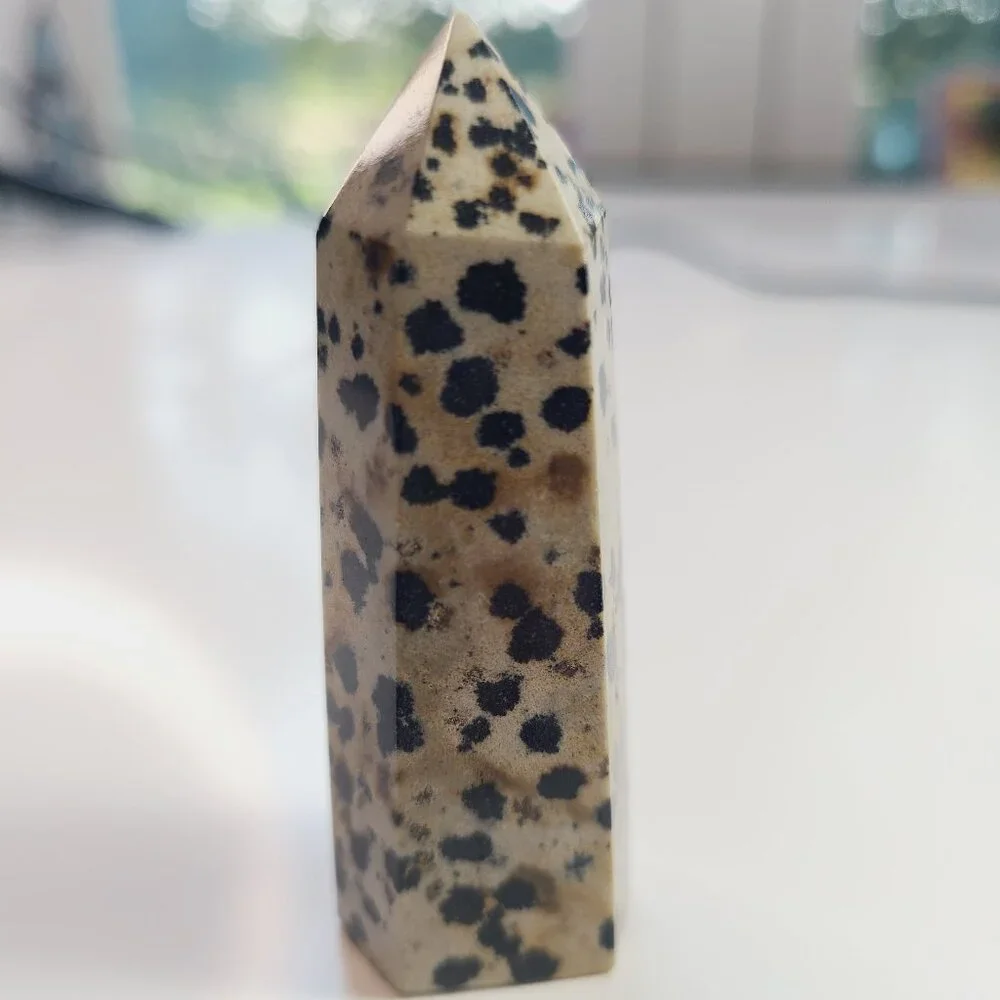 Dalmatian Jasper Tower – 2.75" tall - Grounding & Joyful Energy - Picture 4 of 4